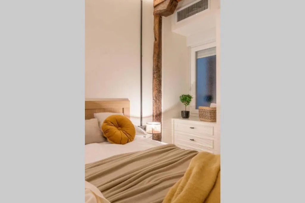 Rustic Bilbao Apartment