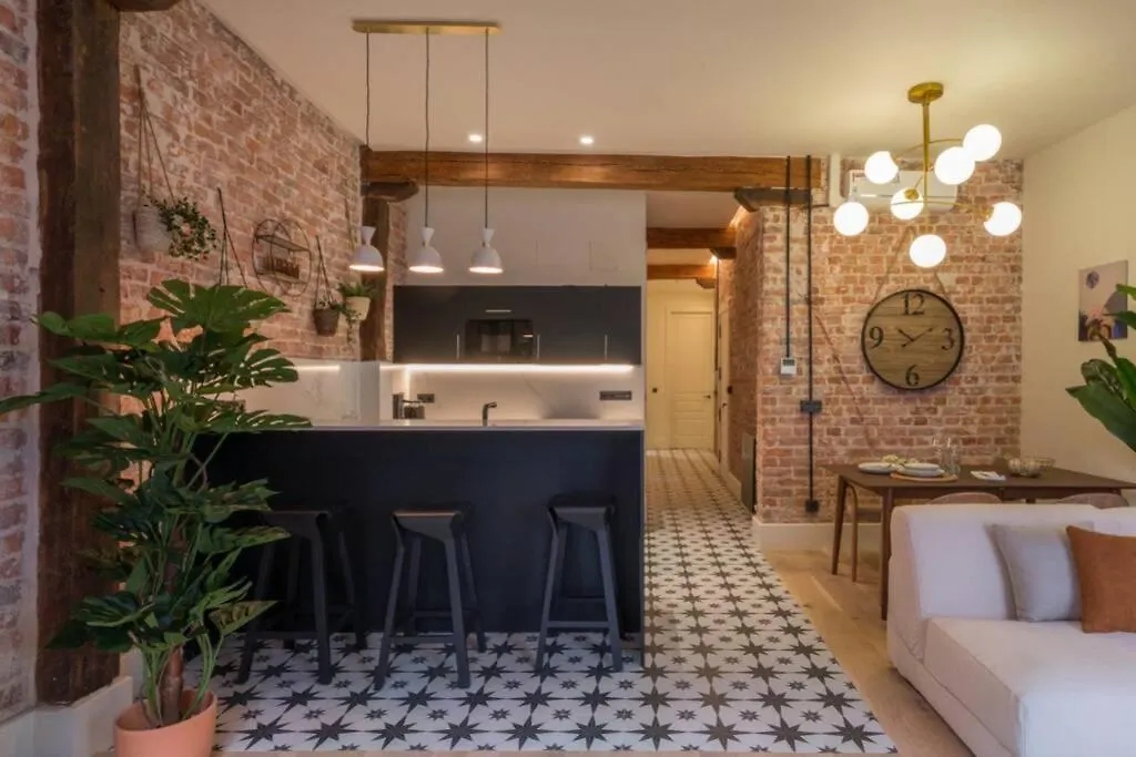 Rustic Bilbao Apartment 0*,  Spain